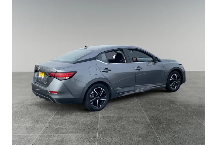 $25713 : Nissan Sentra 2024 SV 4dr Se image 5