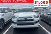 $41990 : PRE-OWNED 2021 TOYOTA 4RUNNER thumbnail