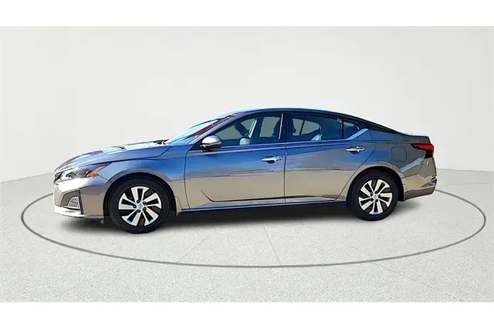 $19319 : Nissan Altima 2023 2.5 S 4dr image 4