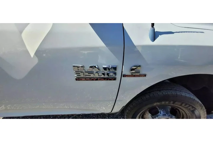 $19995 : 2013 RAM 3500 CREW CAB & CHAS image 4