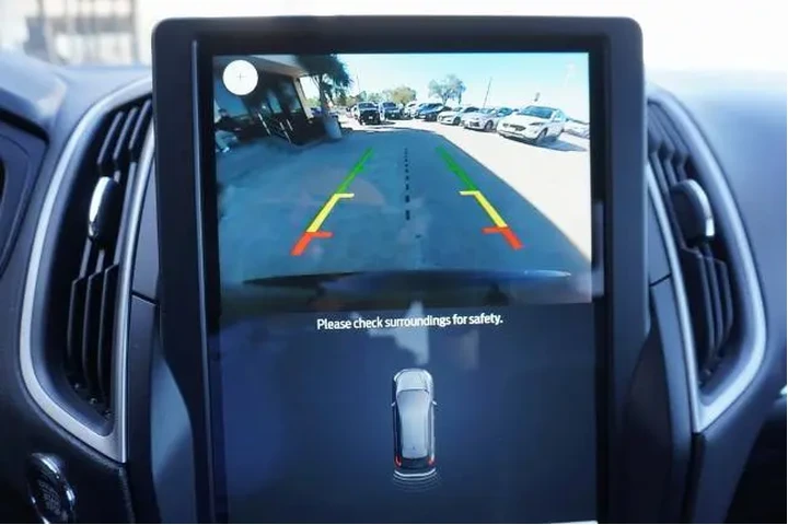 $28588 : Ford Edge 2023 AWD ST-Line 4 image 9