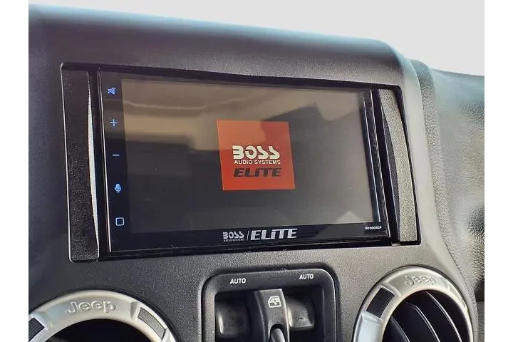 $18299 : Jeep Wrangler Unlimited 2016 image 8