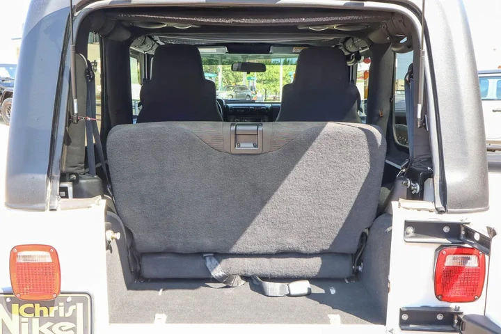 $25578 : 2005 Wrangler 2dr X image 9