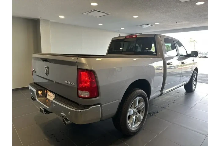 $23984 : Ram 1500 Classic 2019 4x4 Lo image 4