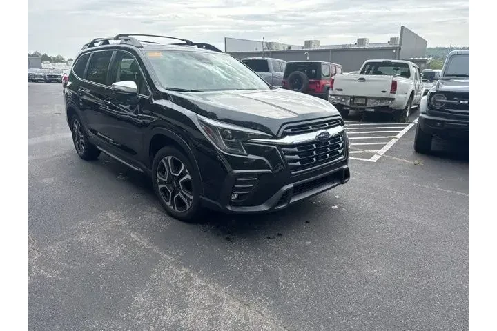 $30990 : Subaru Ascent 2023 AWD Limit image 1