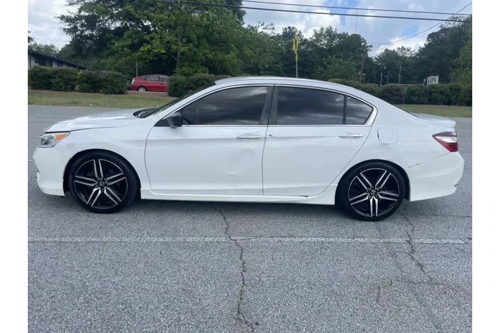 $14500 : 2016 Accord Sport image 5