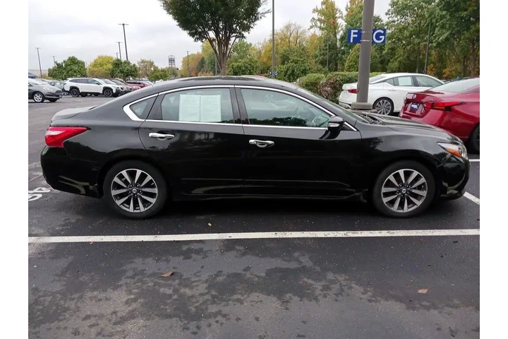 $14599 : Nissan Altima 2017 2.5 SL 4d image 4