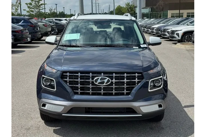 $23787 : Hyundai VENUE 2025 Limited 4 image 6