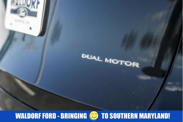 $39995 : Tesla Model Y 2025 AWD Long image 7