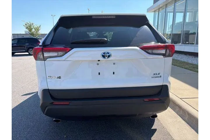 $35645 : Toyota RAV4 Hybrid 2024 AWD image 4