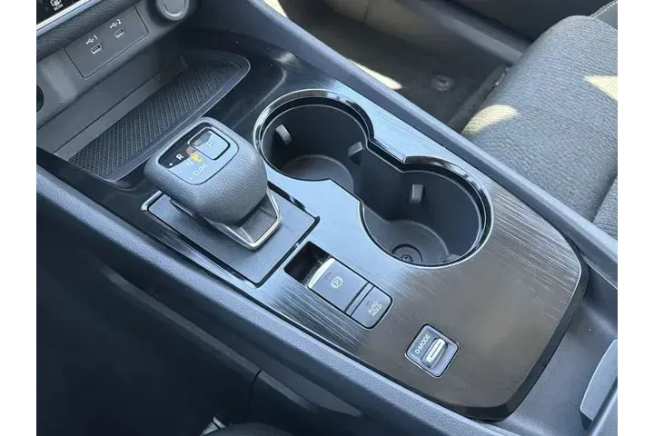 $21259 : Nissan Rogue 2025 SV 4dr Cro image 9