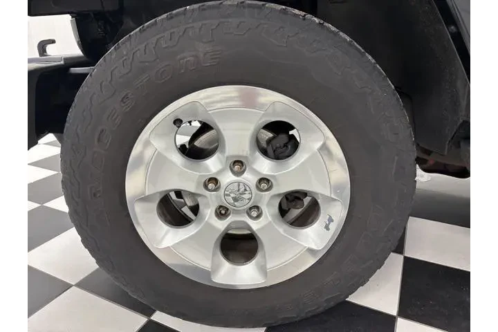 $10500 : Jeep Wrangler Unlimited 2012 image 6