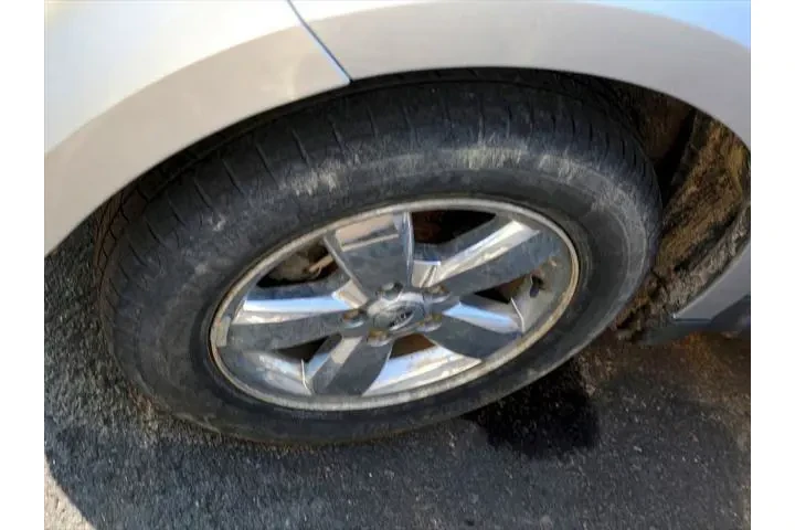 $5980 : Ford Escape 2011 AWD Limited image 3