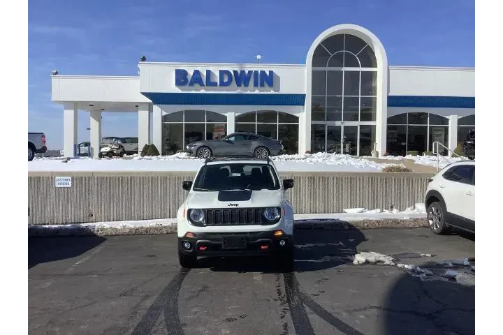 $25950 : Jeep Renegade 2023 4x4 Trail image 2