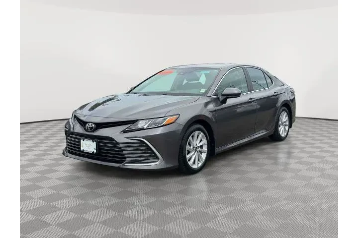 $18867 : Toyota Camry 2022 LE 4dr Sed image 3
