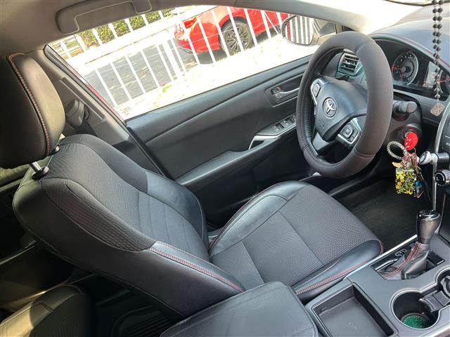 $14000 : Toyota Camry SE image 6