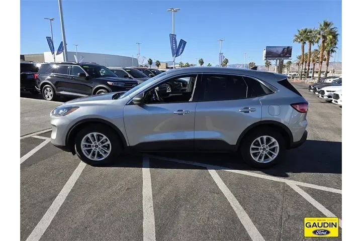 $19900 : Ford Escape 2022 SE 4dr SUV image 4