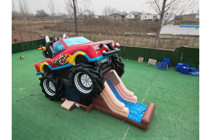 Bounce house for rent in OC 🤠 image 3