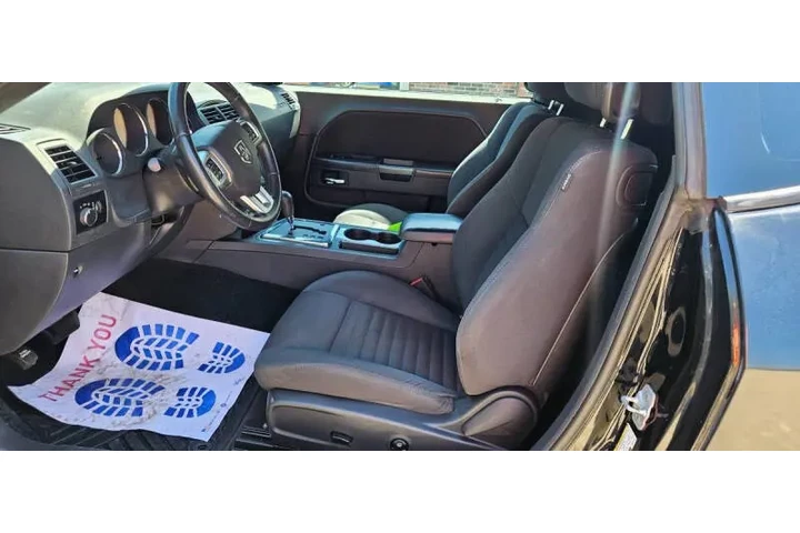 $13990 : 2013 Challenger SXT image 9