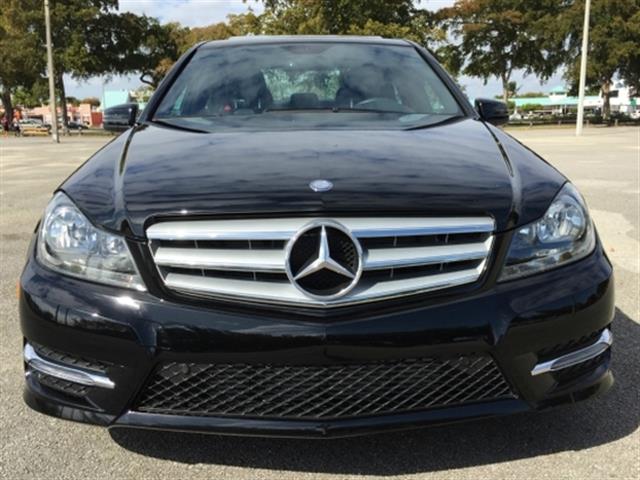 $7700 : 2014 Mercedes Benz C250 Sedan image 1