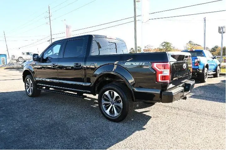 $15823 : Ford F-150 2018 4x2 XLT 4dr image 6