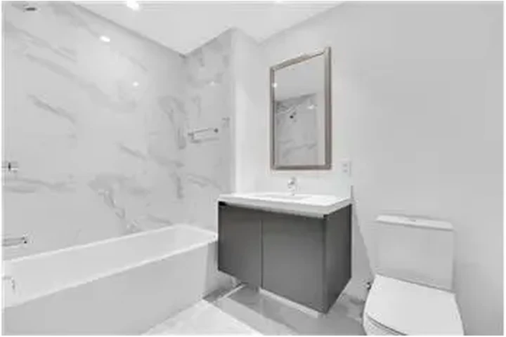 $4500 : Rental property with 1 bedro image 6