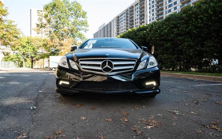 $15000 : 2011 MERCEDES-BENZ E-CLASS image 9