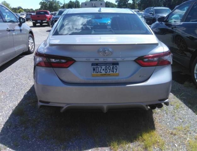 $23891 : PRE-OWNED 2022 TOYOTA CAMRY SE image 7