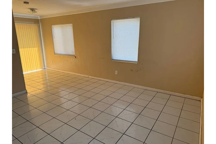 $800 : Beautifully 2-bedroom, 1-bath! image 4