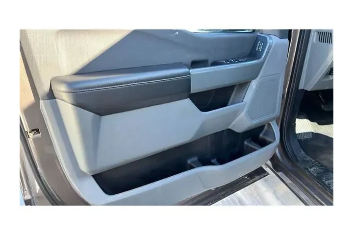 $38995 : Ford F-150 2023 4x4 XLT 4dr image 6