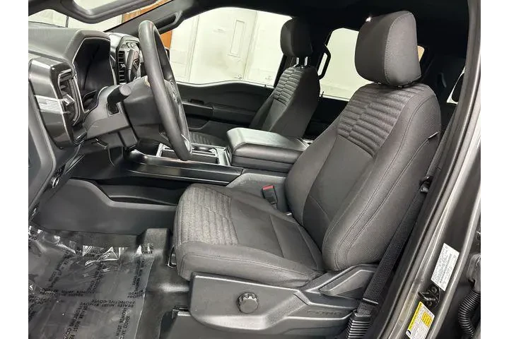 $37999 : Ford F-150 2023 4x4 XL 4dr S image 3