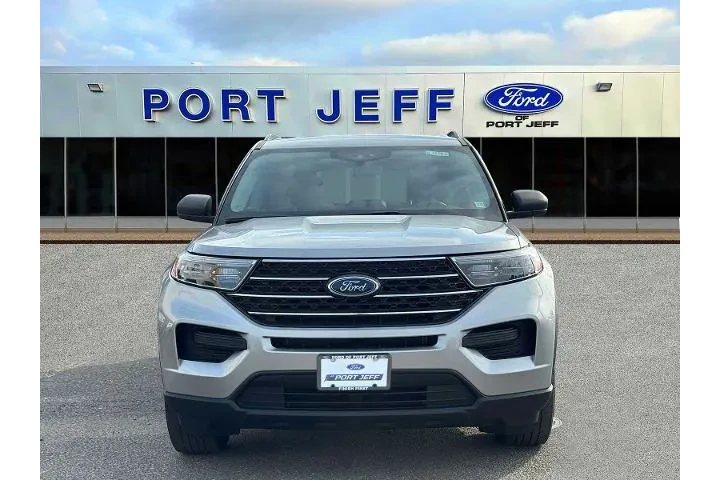 $26977 : Ford Explorer 2022 AWD XLT 4 image 2