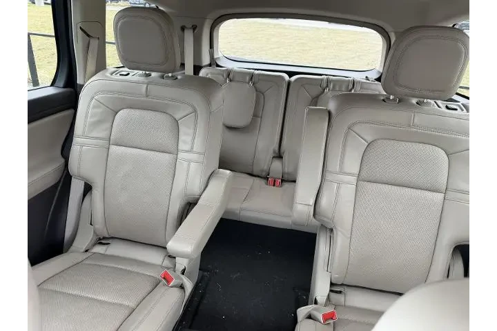 $38221 : Lincoln Aviator 2022 AWD Res image 6