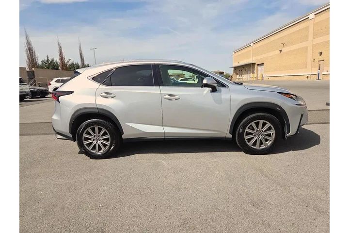 $23998 : Lexus NX 300 2019 AWD F SPOR image 4