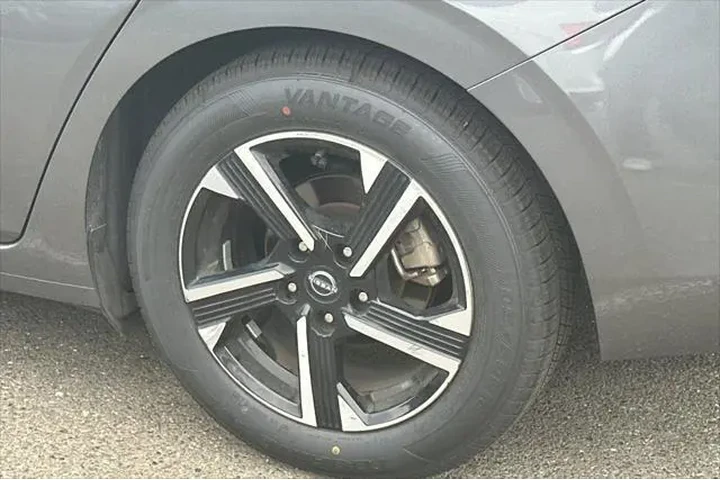 $16490 : Nissan Sentra 2024 SV 4dr Se image 7