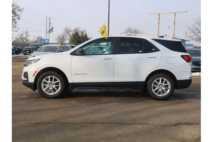 $18277 : Chevrolet Equinox 2022 4x4 L image 6