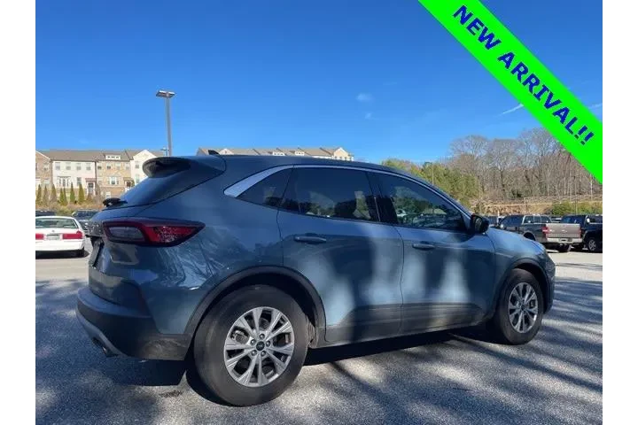 $20039 : Ford Escape 2023 Active 4dr image 4