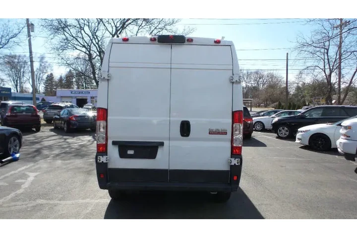 $16900 : 2018 RAM ProMaster 2500 159 WB image 7