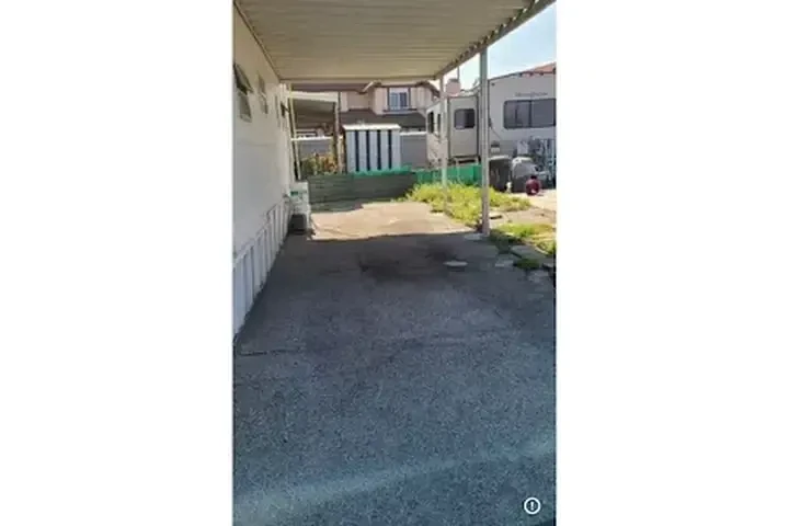 DUEÑO VENDE CASA MÓVIL image 5