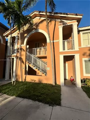 $2350 : Miami Lakes image 1
