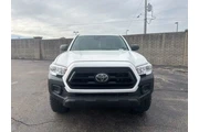 $24982 : Toyota Tacoma 2021 4x2 SR 4d thumbnail