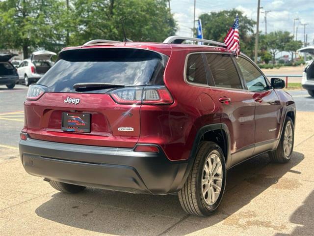 $16900 : 2019 Cherokee Latitude image 8