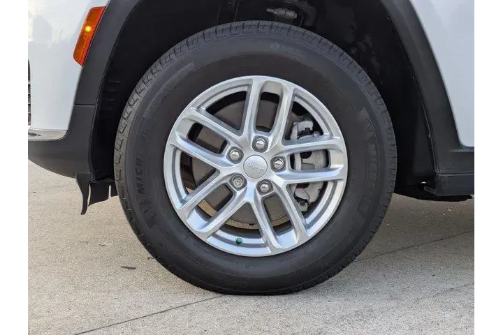 $31995 : Jeep Grand Cherokee L 2025 4 image 10