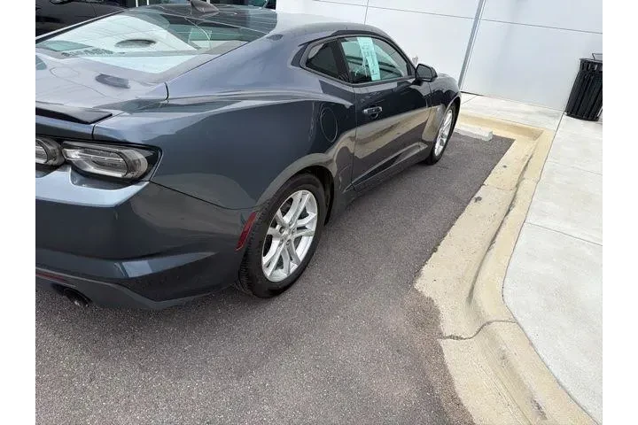 $18990 : Chevrolet Camaro 2020 LS 2dr image 6