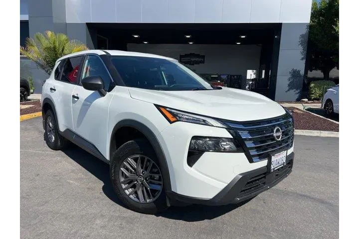 $26581 : Nissan Rogue 2025 AWD S 4dr image 1