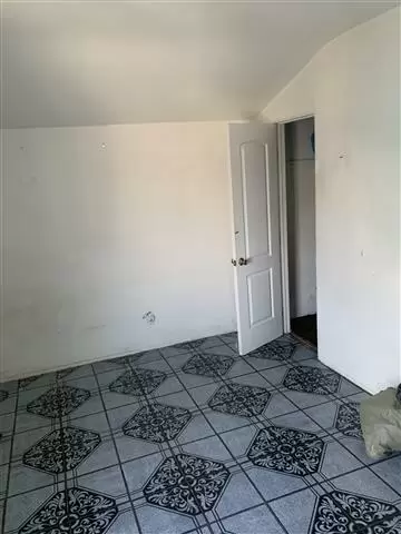 $900 : Rento una recámara image 4
