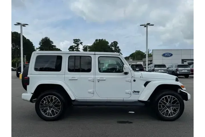 $30961 : Jeep Wrangler Unlimited 2022 image 6