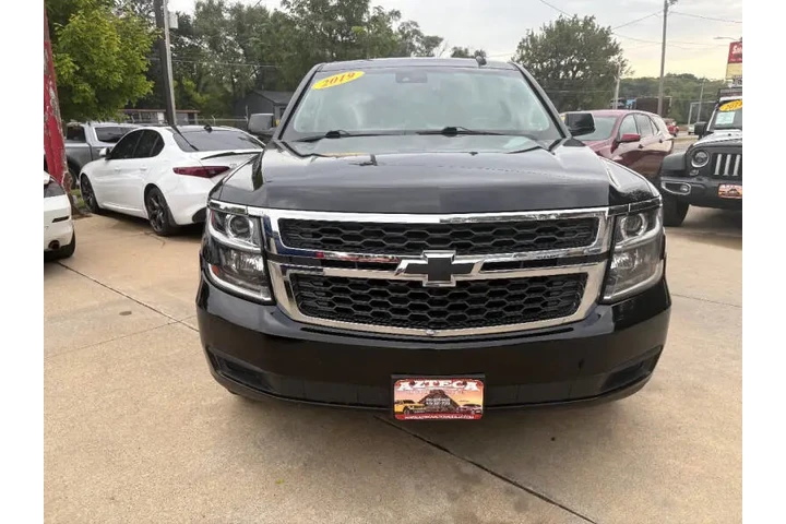 $20950 : 2019 Tahoe LT image 3