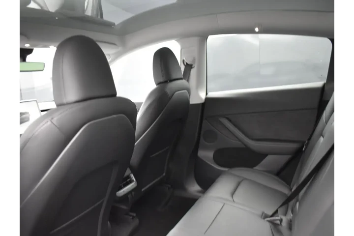 $24995 : Tesla Model Y 2022 AWD Long image 9