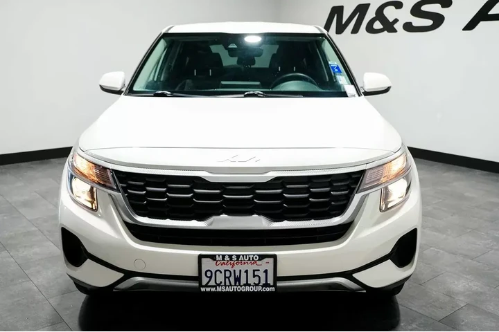 $18790 : 2023 Seltos image 8